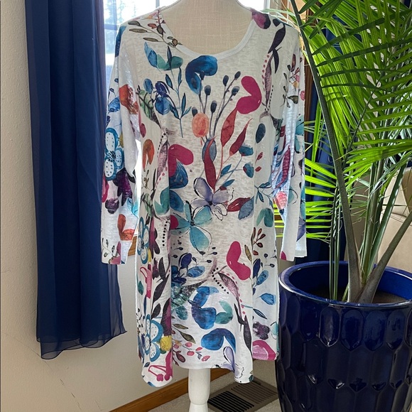 ET Lois by the sea Tops - Vibrant Multicolor Tunic Top